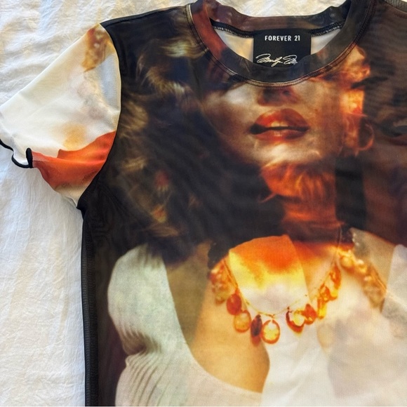 Forever 21 Marilyn Monroe Sheer Graphic Tee | size M | brand new - Picture 7 of 10